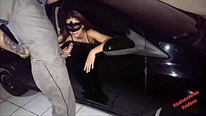 Esposa offers bumbum publico para estranhos sem camisinha