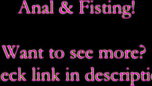 i'm loving anal fisting with huge dildos