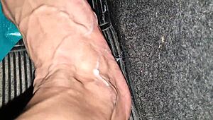 Watch these amateurs dive into muff and blowjob action