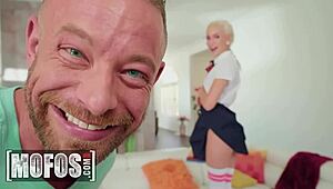 Holy Crap! Brad Newman Cums On Kiara Cole’s Glasses After Stretching Her Pussy!