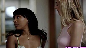 Intense Lesbian Threesome Pussy Licking On Bed