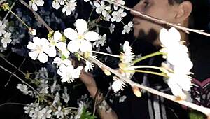 i licked that stranger's pussy to orgasm in homemade lesbian sex after the park