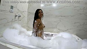 Sensual Foam Bath Turns Into Wet Pussy Licking By The Tub - Oh Yeah!