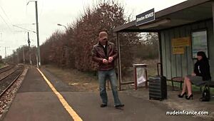 chubby brunette, wanna see her ass drilled in a car threeway with papy voyeur?