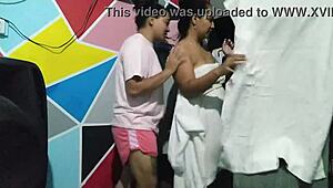 Har altid haft lyst til min bedste veninde, nu frister jeg hende til lesbisk sex