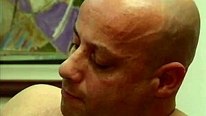 The Pussy Insurer: Lassicuratore Della Fica Explores Vintage Italian Charm in Retro Scene