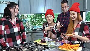 Wow! Holiday Family Freeuse with Serena Hill and Violet Spice!