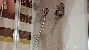 bitch fucks herself in shower with dildo 😈