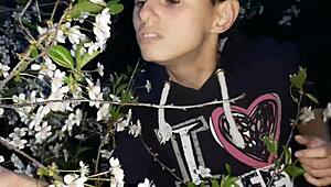 i licked that stranger's pussy to orgasm in homemade lesbian sex after the park