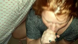 야 이 빨간머리 밀프 쩌는 펠라치오 봐봐?