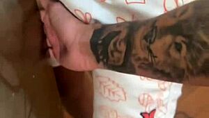 cafuu dotado does a service for a gay guy and ends up getting sucked and getting a tight ass in return