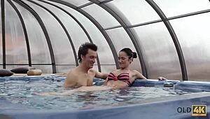 Angie Moon swallows old lover's cum