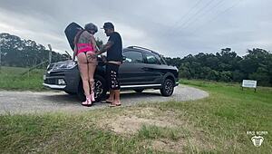 man, her car broke down, i helped, and she paid with pussy!