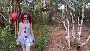 scarecrow gets anal creampie outdoors 😈