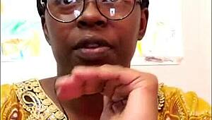 Hey, would you prefer sex on a sofa or chair? Rate your pussy 1-10 😏