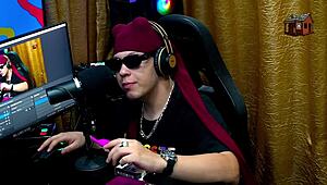 Kiara Blay Strips On Podcast, Ruan Watches