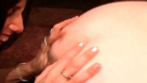 do you like lesbians licking each other's asses?