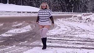 Winter Teases with Outdoor Ass Flash