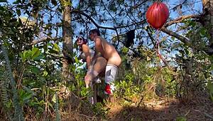 scarecrow gets anal creampie outdoors 😈