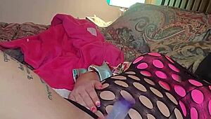 Watch this horny girl squirt on the water pole dildo – does it make you wet too?