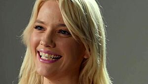 Blonde MILF Kenna James teases her pussy in solo masturbation