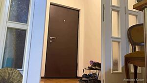 I Stripped Naked for the Delivery Guy and Gifted My Panties