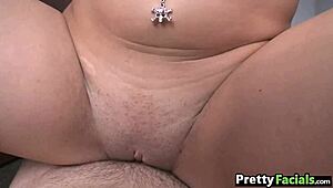 そばかす美少女サシャ18歳密航ポルノで顔射フィニッシュ