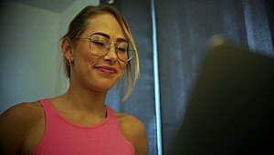 Puncak indah mimpi buruk di Allherluv Com