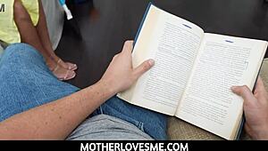 Палавата латиноамериканка Вивиан ДеСилва съблазнява заварения син за голям хуй!