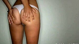 Teen Legale 18+ Siti Porn con Fica Bagnata Pov Scopata Rude Quasi Legale Piccola 18+ Cazzo Duro nella Figa