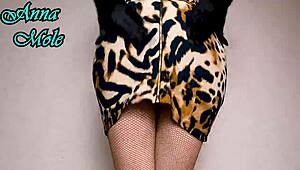 Juicy Pussy Penetration Close Up Pawg in Tight Dress and Gloves Sensually Rides Big Toy