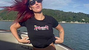 Amateurs With Natural Tits And Small 18+ Tits Play With Balloon