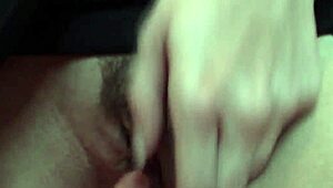 Real Amateur Realtor Tugging And Sucking!