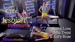 mia trejsi katy rose scissoring in gym fitness room