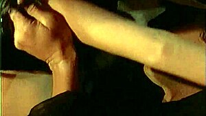 실크 스타킹으로 야한 섹스 풀려나는 빈티지 하드코어 씬