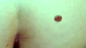 um cuzinho rosinha pronto pra fuder e encher de leitinho bem rápido.