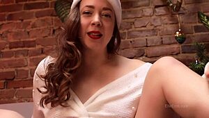 blow me by the christmas tree in this encouraged bi pov roleplay