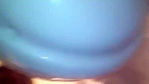 I fucked her while her boss was away 😏