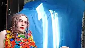 Ever Seen a Big Ass White Boy Crossdresser Dance So Sexy?