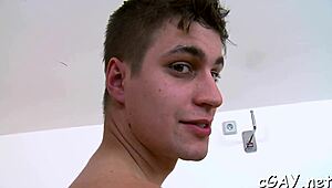 Kontol Raksasa Aksi Gay Meledak Keras