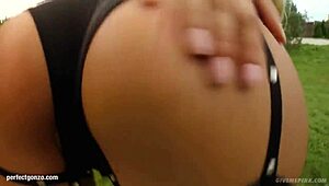 Emanuelle solo parmaklama vs gonzo stil Give Me Pink