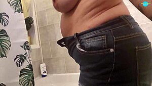 Real amateur milf lets us watch her body