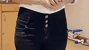 Sexy receptionist feels intense passion as guest fucks her curvy body