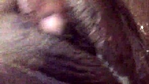 hey, i'm playing with my horny teen pussy, it's so wet