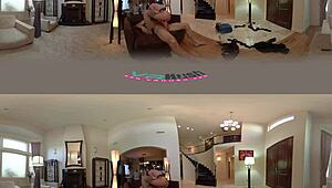 Nikki dá aumento especial com as tetas enormes dela