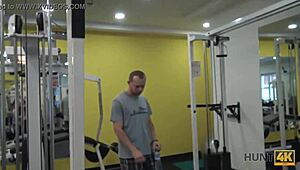 Watch her give vagina for cash in gym!