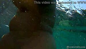 why is this bbw flashing her hairy pussy in public?