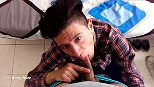 Intense gay blowjob in high definition