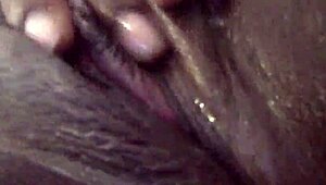 hey, i'm playing with my horny teen pussy, it's so wet