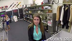 Fine Butt Amateur Gets Filled Roughly